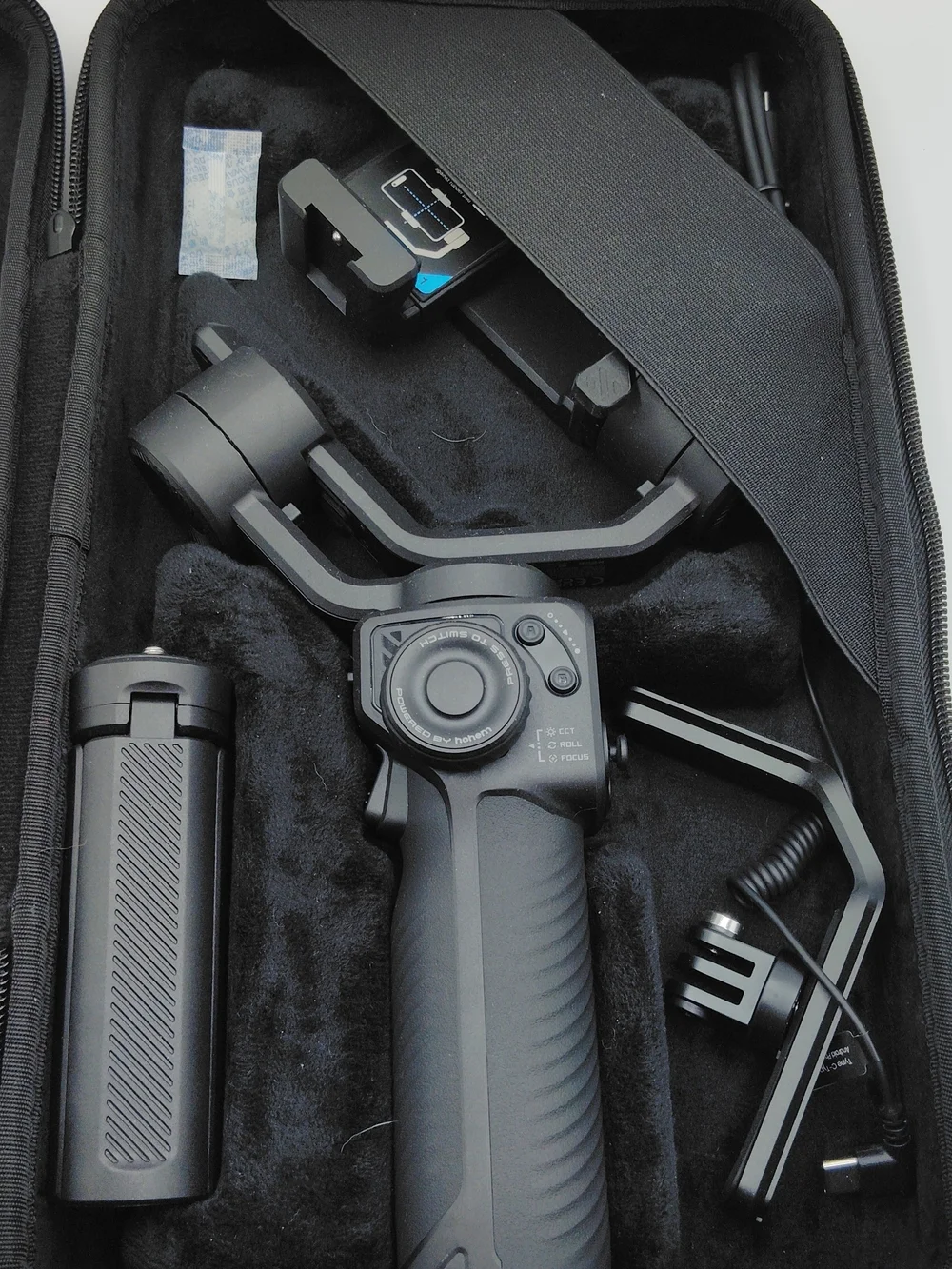 GoPro Fluid Pro AI 3-Axis Gimbal Stabilizer - Black . Never Used